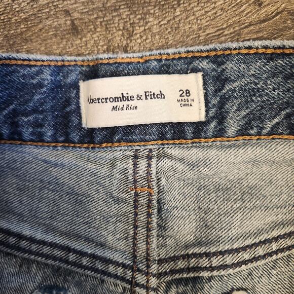 Abercrombie & Fitch Mid Rise Straight Leg Denim Size 28 - Picture 3 of 6